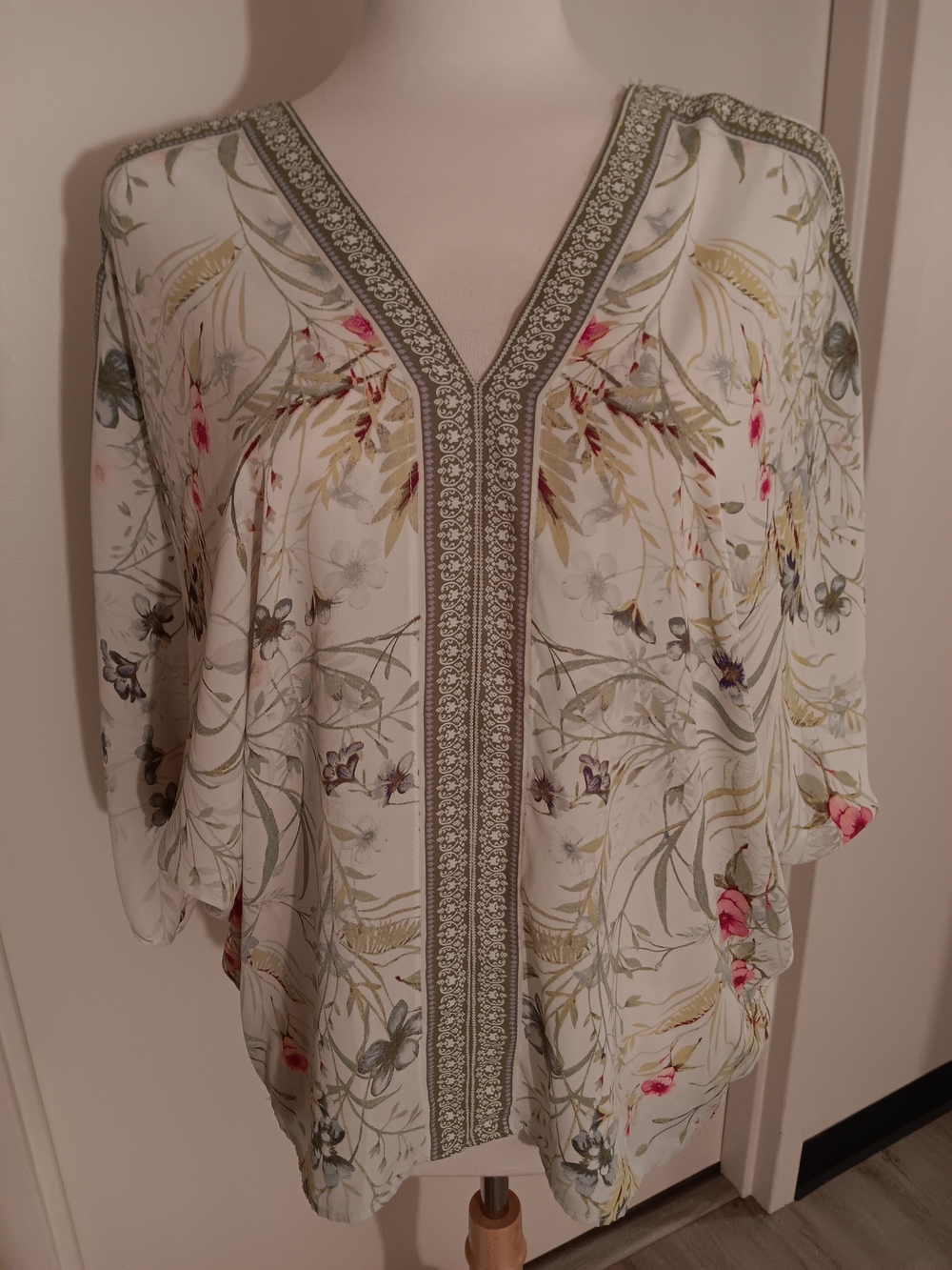 Rose & Olive Floral V-Neck boho Tunic in Cream, Green and Pink